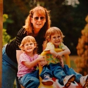 Meet your Posher, Kay